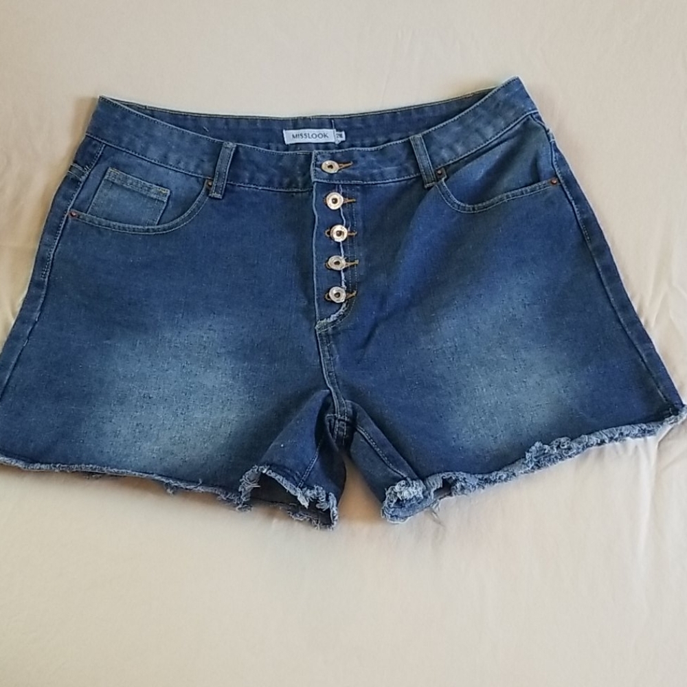 Jean Shorts NEW, no tag